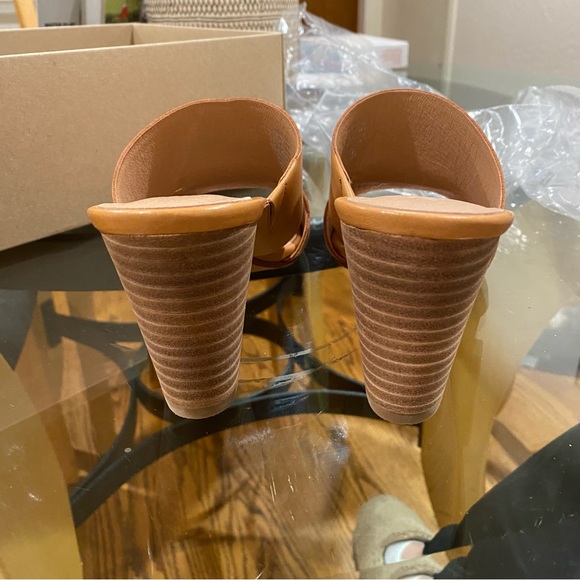NEW🔥 Madewell The Tessa Mule in Leather in Desert Camel Sz 7 - Picture 8 of 10